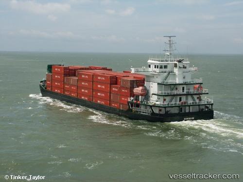 Portacontenedores cubrirá ruta Paysandú/Nueva Palmira/Montevideo.