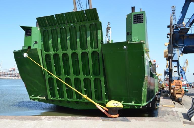 Desde el muelle INCANSABLE.