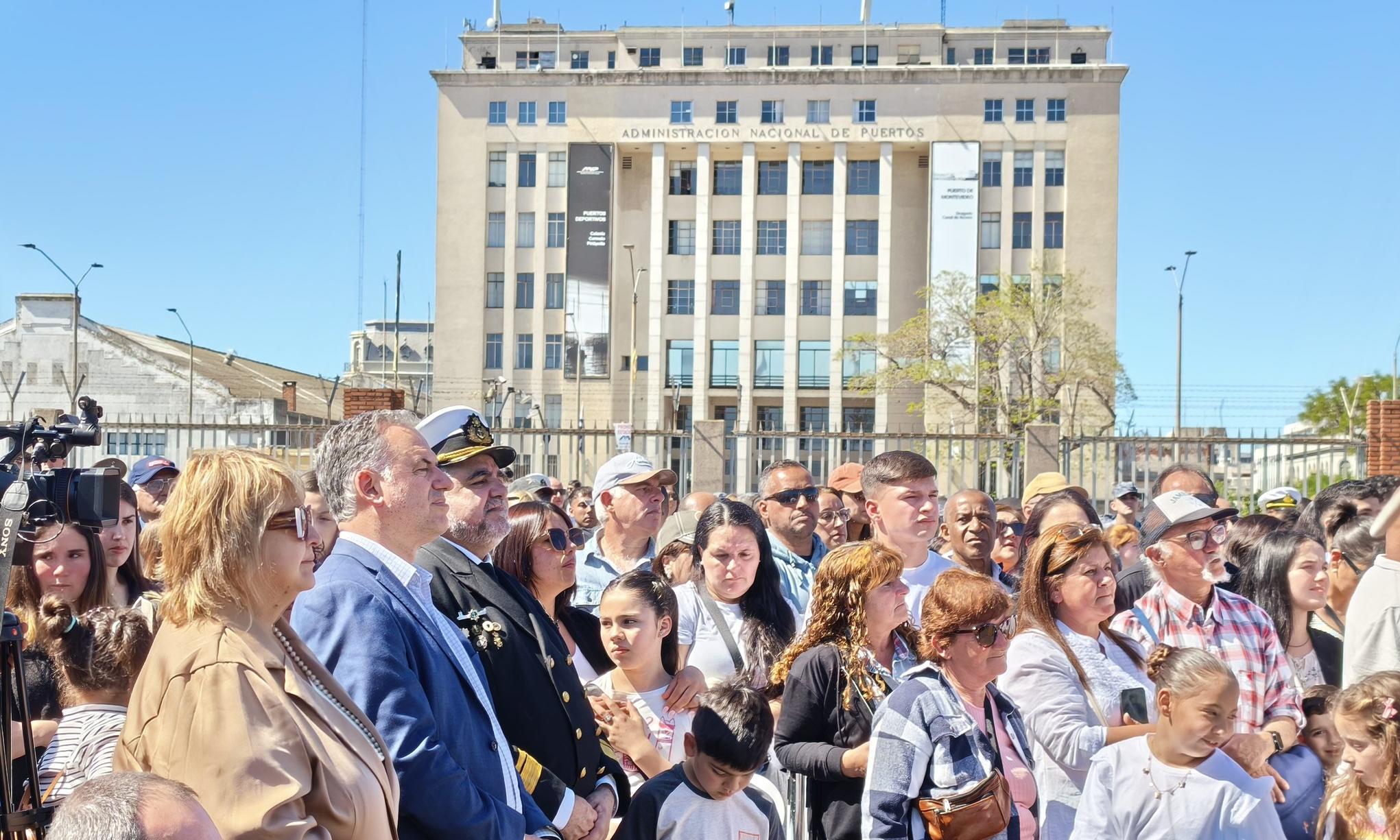 Orsi en puerto de Montevideo